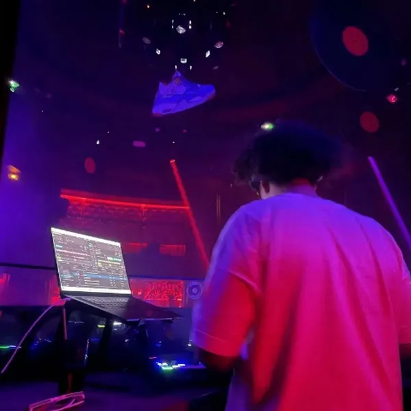 Image du DJ Mr. BLACK