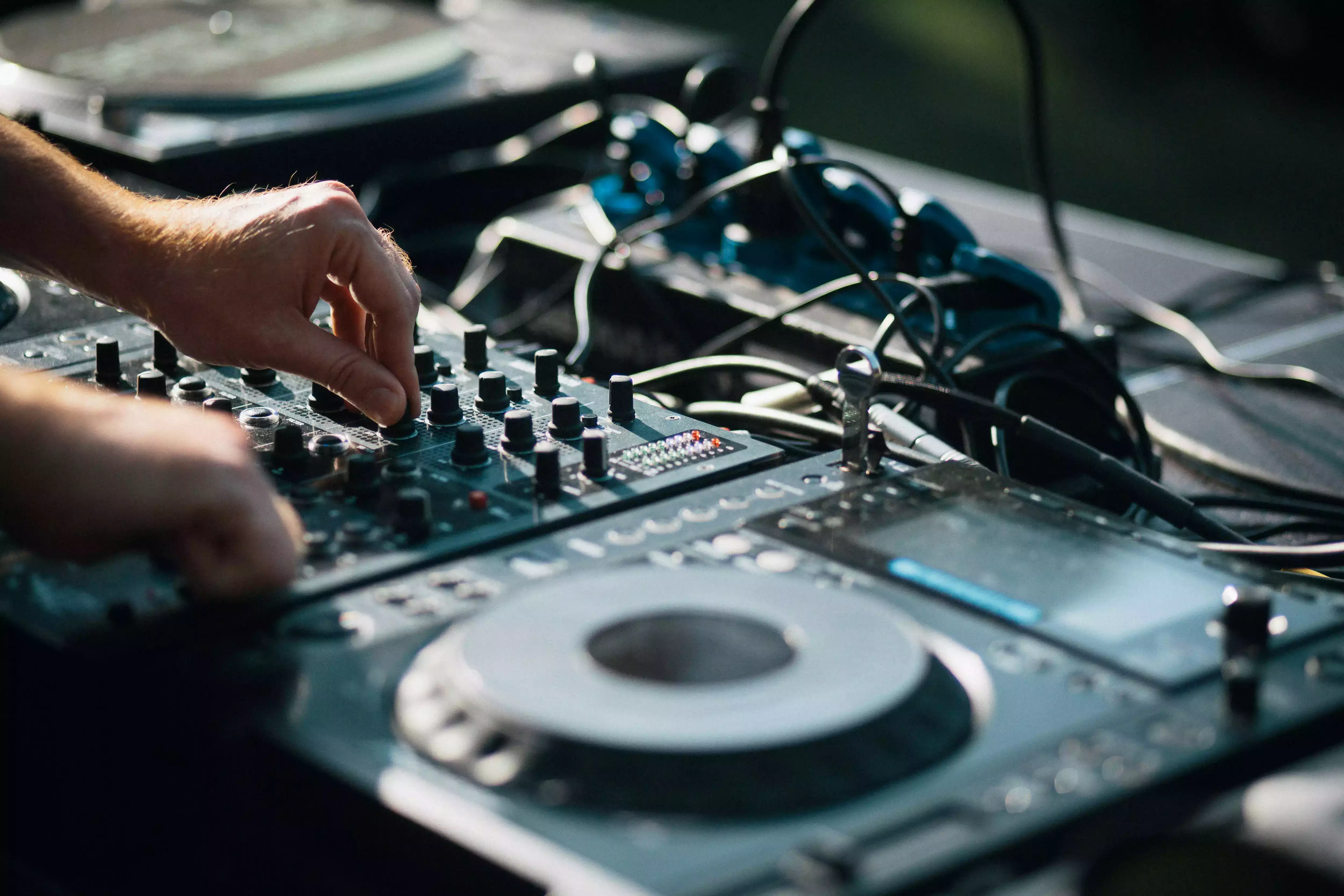 Image de Techniques de mixage avancées : Ce qui distingue les meilleurs DJ